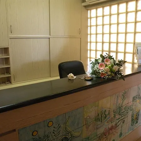 Parrini 3* Фоллоника