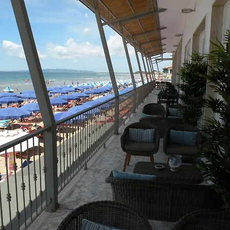 Parrini Hotel Follonica