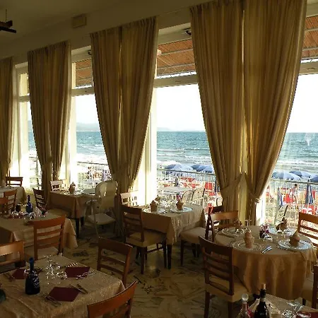 Parrini Hotell Follonica